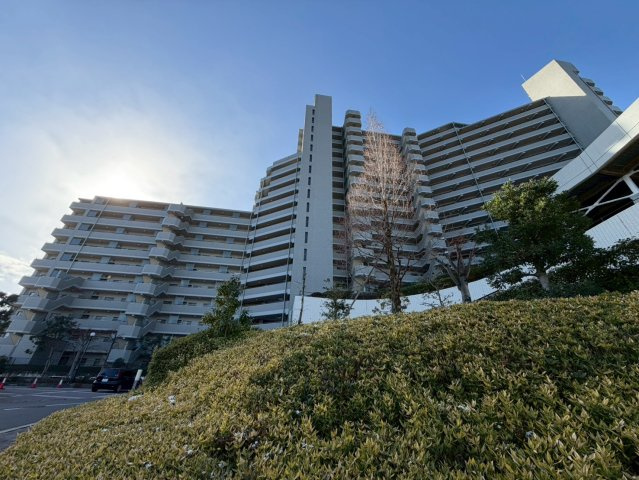 野村新瀬戸ヒルズ・ウインザーズパークイーストウイングの外観