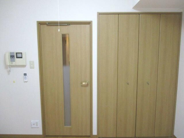 スカイコート本郷東大前壱番館の居間・リビング