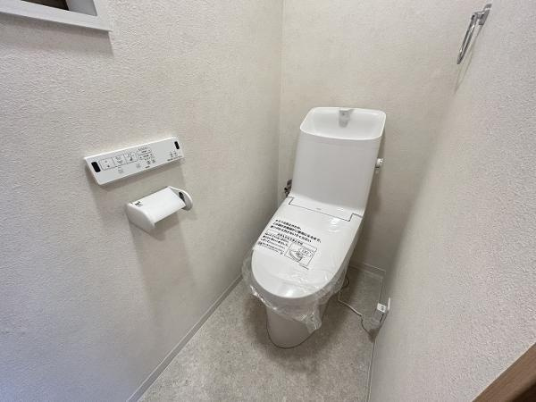 神戸市垂水区千鳥が丘　中古戸建のトイレ|新調しました。