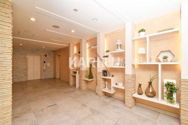 ラクラス長堀橋のロビー