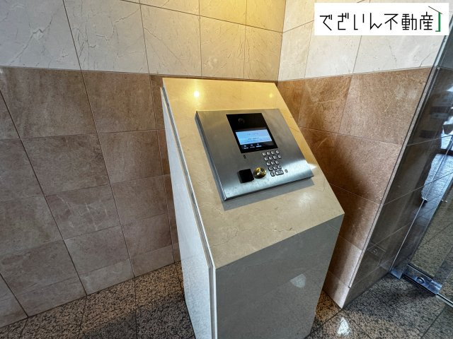 【エントランス】 | ガーデンパーク飯能　マンション | 現地(2026年1月撮影)