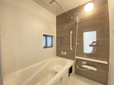 【浴室】 | 八重瀬町世名城（全3棟） | ※同仕様写真です