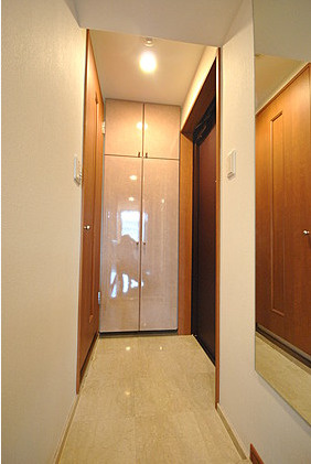 パレステュディオ御茶ノ水の玄関