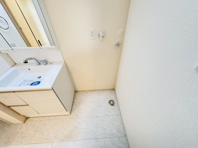 松戸市常盤平４丁目新築戸建【常盤平第二小学校：7分】のランドリースペース|洗濯機置き場
