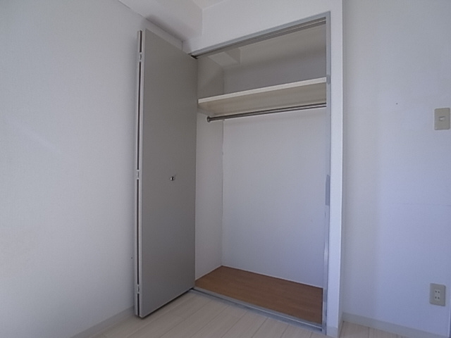 神戸市長田区久保町３丁目の賃貸マンションの収納|クローゼット