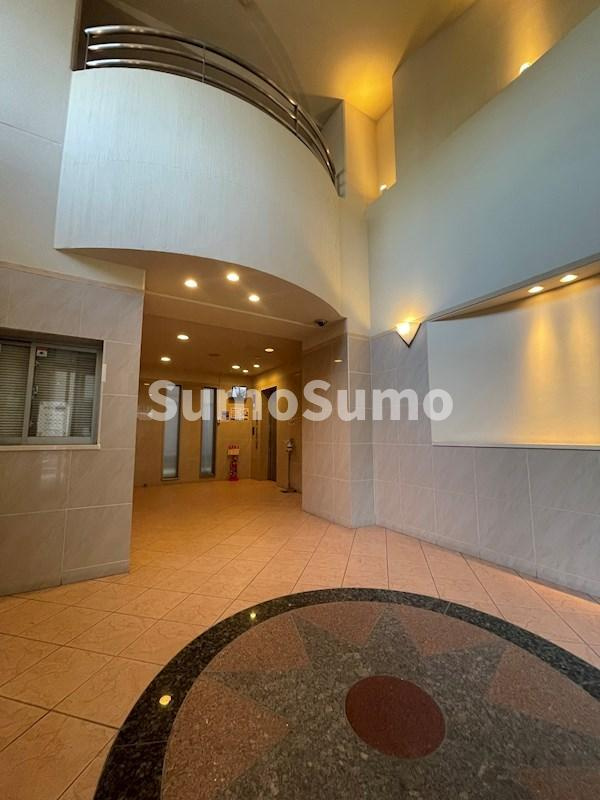 エステムコート神戸西Ⅲフロンタージュのロビー|ゆとりのあるロビーです