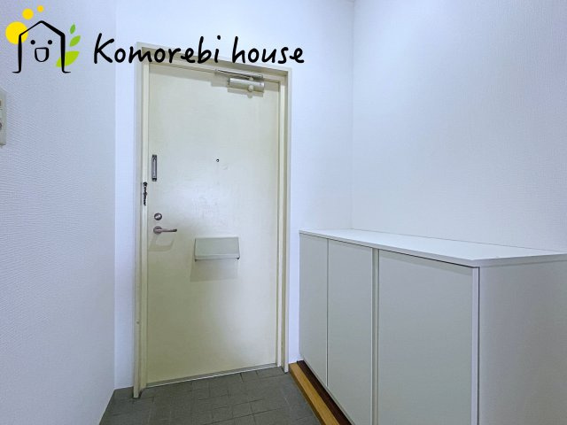 東建ニューハイツ北鴻巣の玄関|明るい玄関です