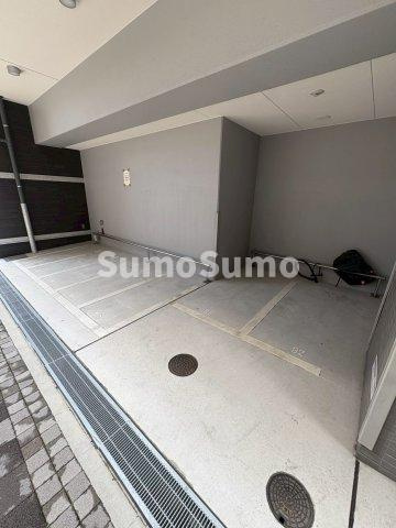 エステムコート神戸ステーションウィズの駐車場