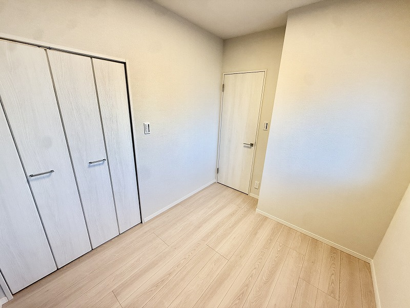 イニシア墨田押上　5階　リ　フォーム済の洋室