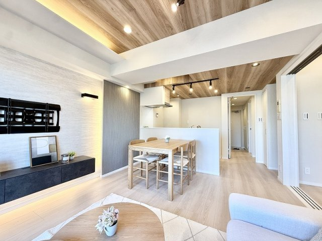 イニシア墨田押上　5階　リ　フォーム済の居間・リビング