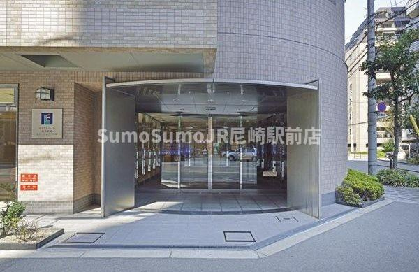 エステムコート新大阪Ⅲステーションプラザの外観|きれいな外観です