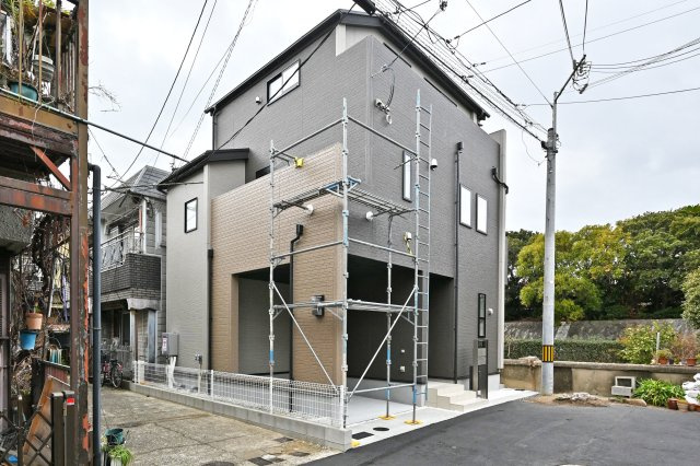 ブルーミングガーデン浜甲子園1丁目新築一戸建て│3LDK+駐車1台可