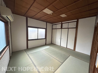 【和室】 | 尼崎市金楽寺町２丁目　オーナーチェンジ物件 | ２階和室８帖です♪二面採光の明るき室内です！※只今賃貸中です。賃貸前の画像です。