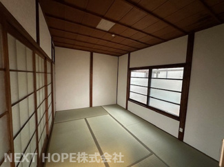 【和室】 | 尼崎市金楽寺町２丁目　オーナーチェンジ物件 | ２階和室６帖です♪※只今賃貸中です。賃貸前の画像です。