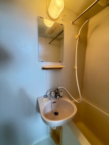エステムコート東灘の洗面所