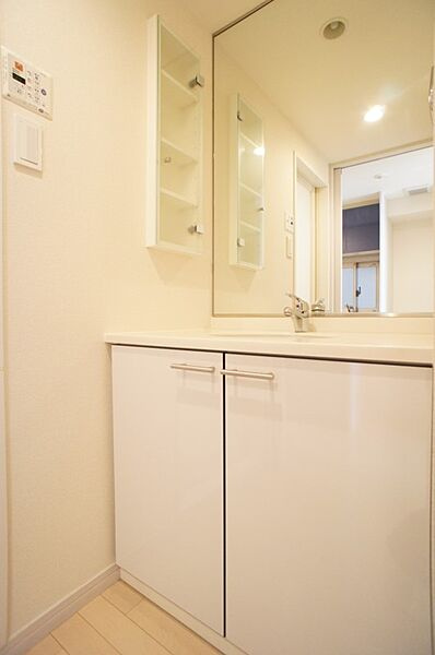 ステージグランデ　新川の独立洗面台