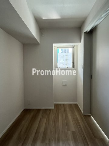 サンライズ茅場町の洋室