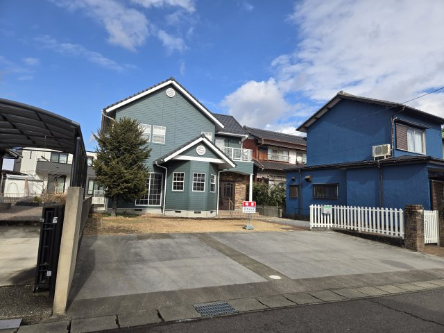 川島松倉の外観