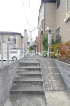 リヴェール市川C棟のロビー