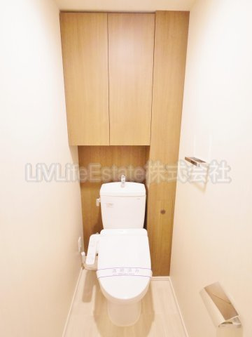 東村山市萩山町３丁目の賃貸マンションのトイレ