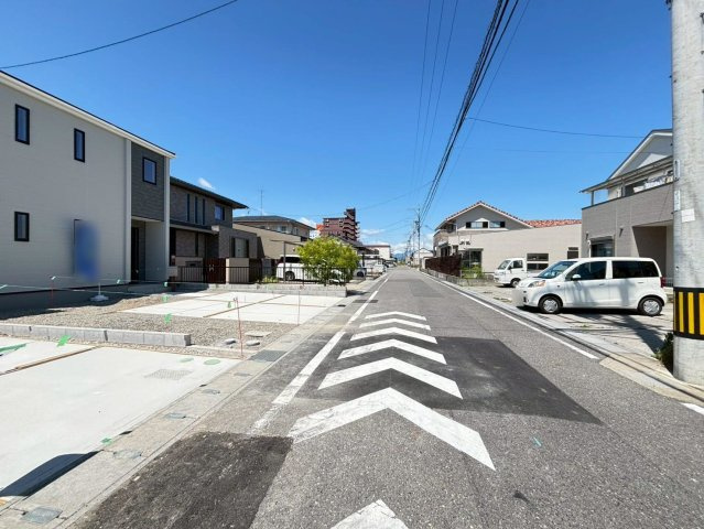 【商談中】リーブルガーデン　岐阜市河渡　全5区画分譲の前面道路含む現地写真|■前面道路　■ヤマダ不動産　株式会社リライフ　
■夢のマイホーム購入をフルサポートします！