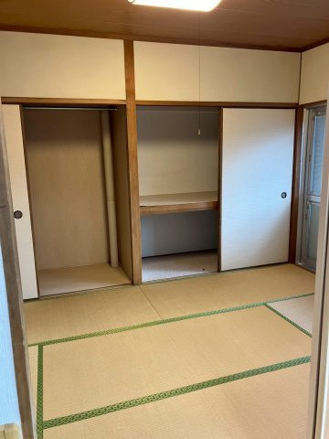 労住協第11ビル京町マンションの和室