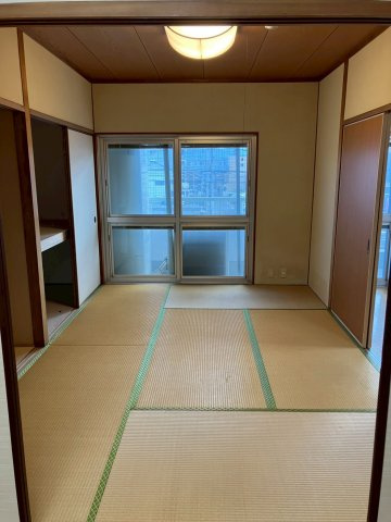 労住協第11ビル京町マンションの和室