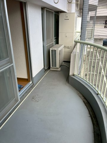 労住協第11ビル京町マンションのバルコニー