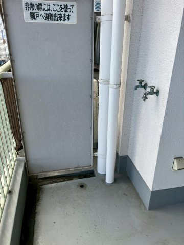 労住協第11ビル京町マンションのランドリースペース