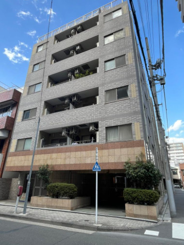 蔵前アムフラットの外観