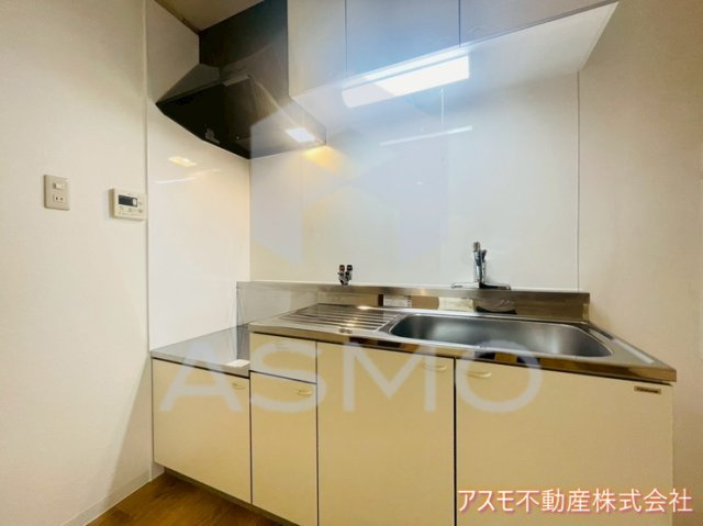 【キッチン】 | 同マンション別部屋参考写真