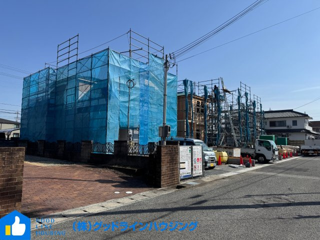 グラファーレ上滝野　３号棟の前面道路含む現地写真