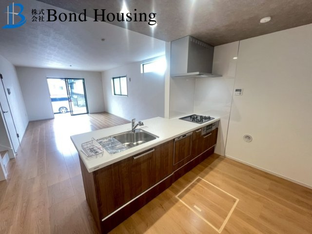 「明石駅徒歩12分」「駐車3台可」材木町　限定1棟のキッチン