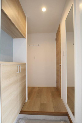 【玄関】 | フラッツ 山下 Ａ | フラッツ 山下 Ａ 101号-11