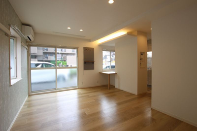 【居間・リビング】 | フラッツ 山下 Ａ | フラッツ 山下 Ａ 101号-2