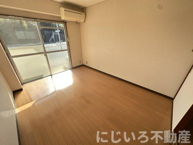 T＆Sマスダビルの居間・リビング