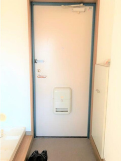 【玄関】 | リーヴェルステージ横浜西 | 別部屋参考写真