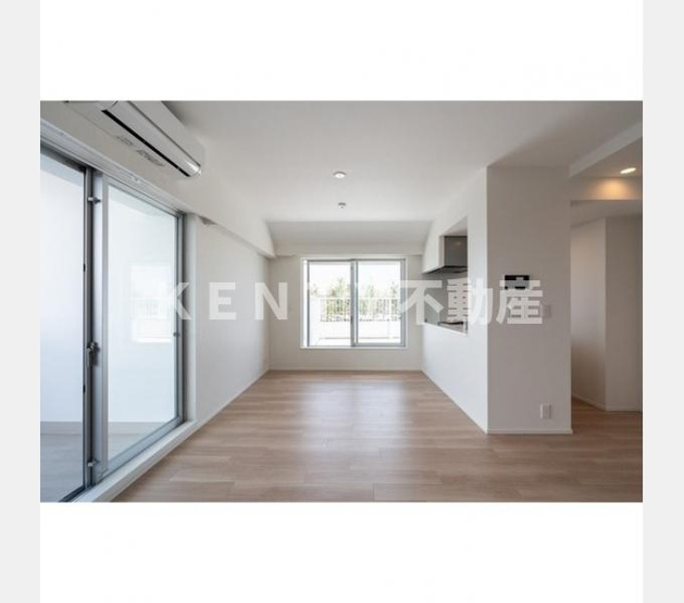 【居間・リビング】 | コンフォリア・リヴ大森西 | ゆったり過ごせるリビングです