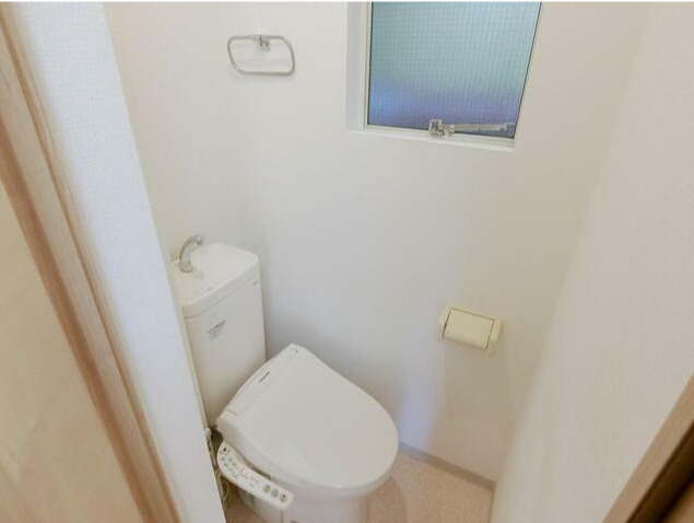 杉並区荻窪３丁目の賃貸マンションのトイレ