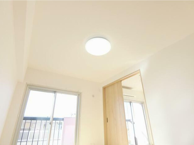 杉並区荻窪３丁目の賃貸マンションの居間・リビング