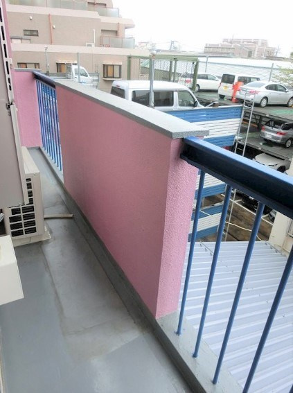 杉並区荻窪３丁目の賃貸マンションのバルコニー