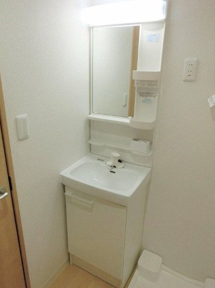 杉並区荻窪３丁目の賃貸マンションの洗面所