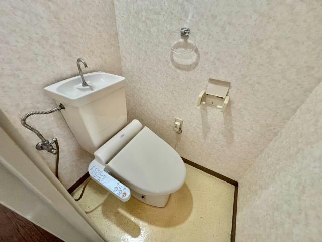 ファーストイン英賀保駅前のトイレ