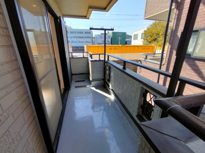 【バルコニー】 | 鶴見区諸口１丁目中古戸建