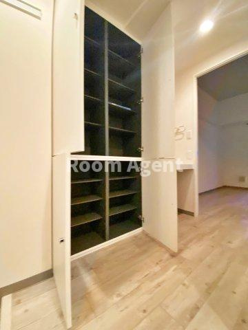 ル・ブルー鶴舞の玄関