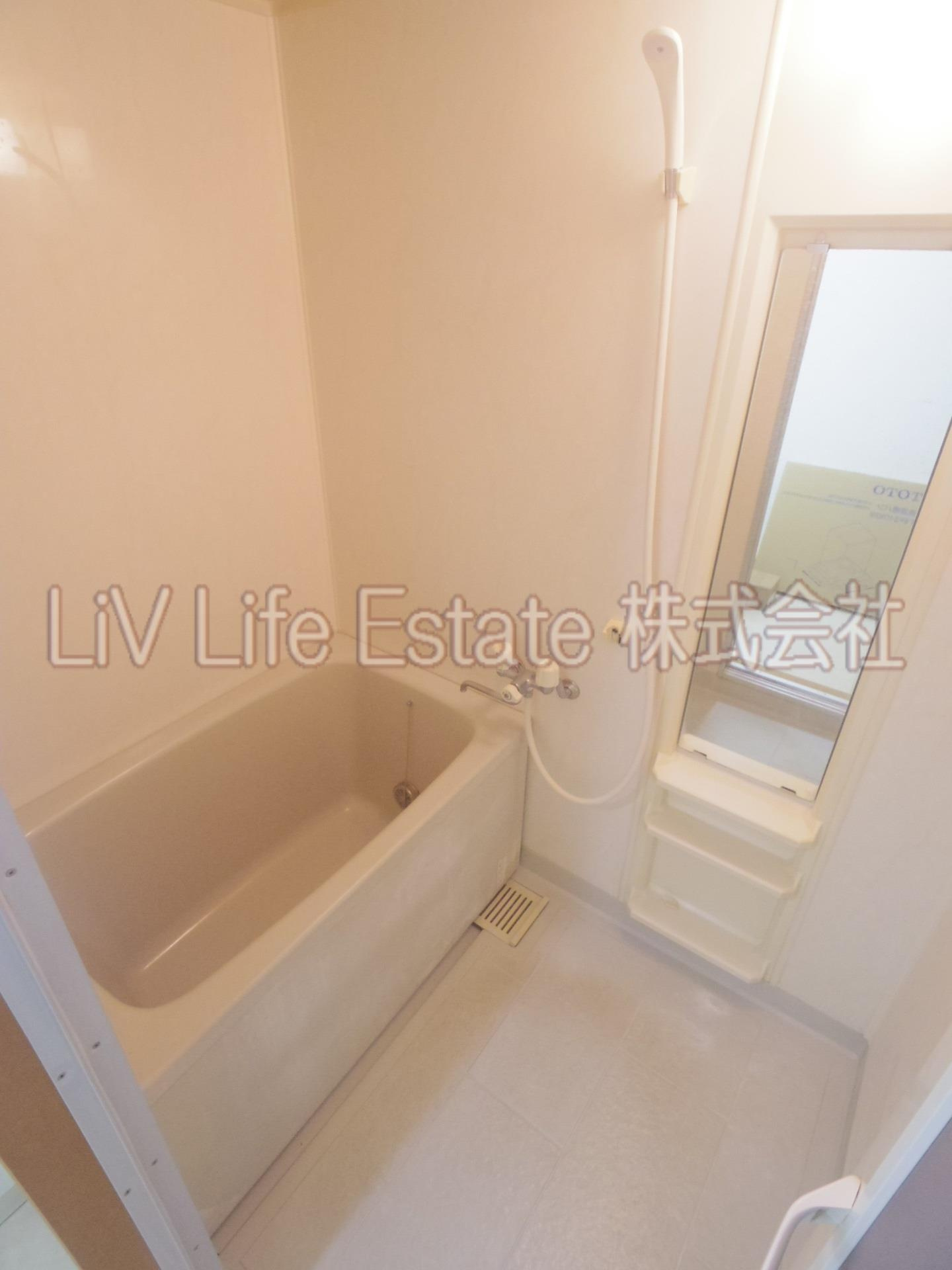 東久留米市下里１丁目の賃貸マンションの浴室