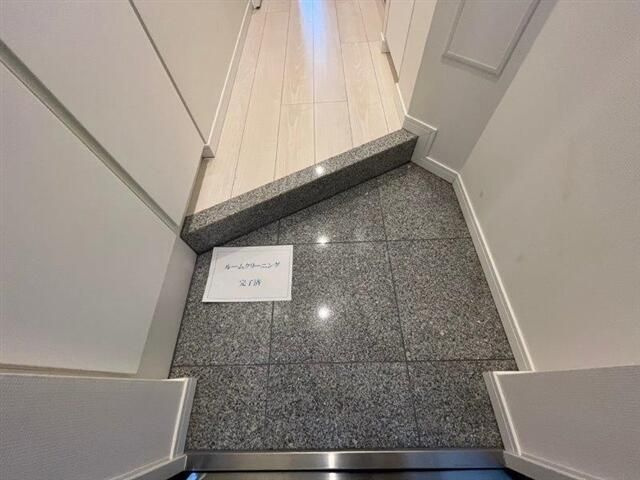 ＡＸＡＳ駒込アジールコートの玄関