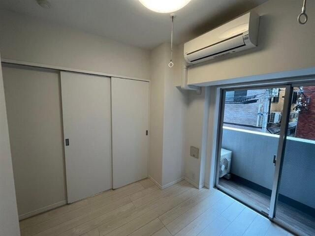 ＡＸＡＳ駒込アジールコートの居間・リビング