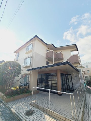 エル・ベラーノの外観