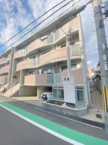 エルグランデモンドの外観